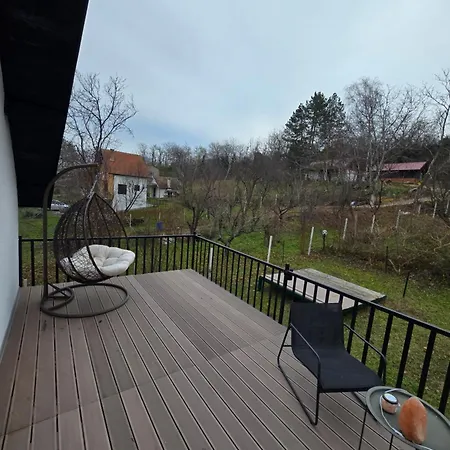 Vikendica U Banostoru * Banostor